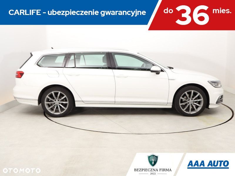 Volkswagen Passat Variant - 8