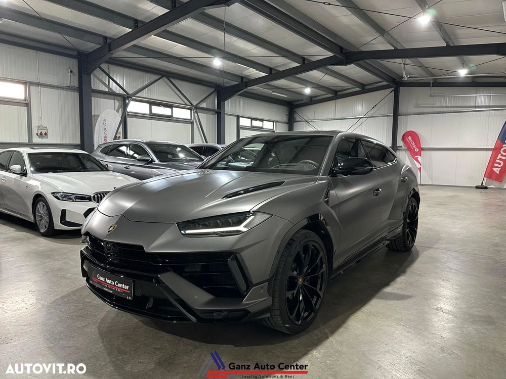 Lamborghini URUS Standard - 1