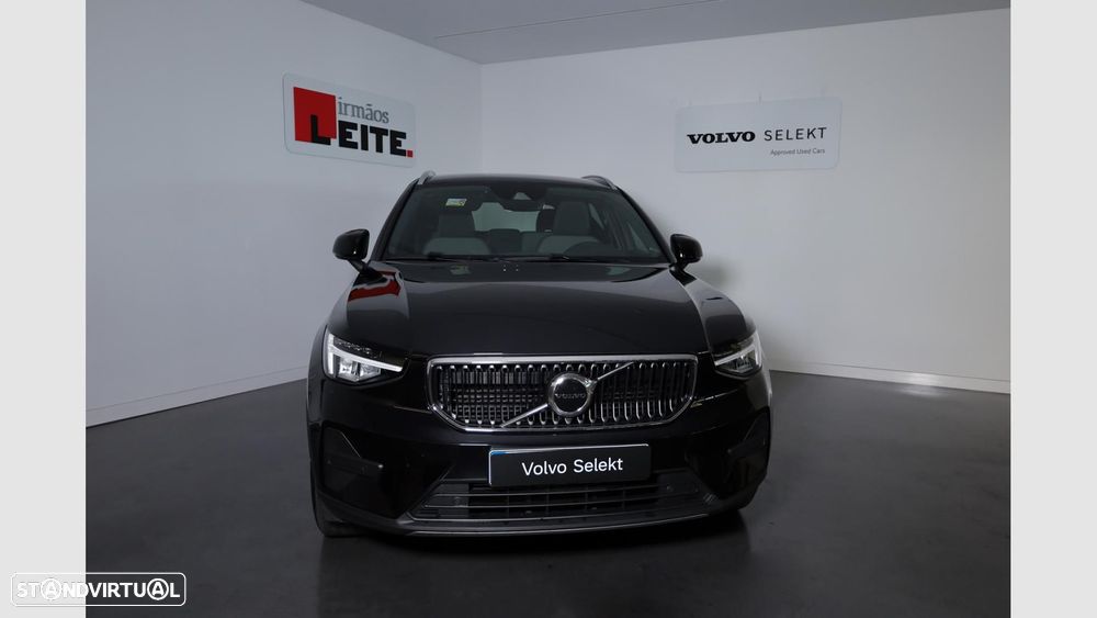 Volvo XC 40 1.5 T2 Core Auto — photo 3