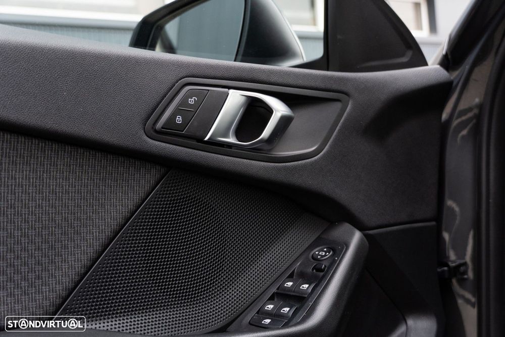 BMW 116 d Advantage Auto - 41