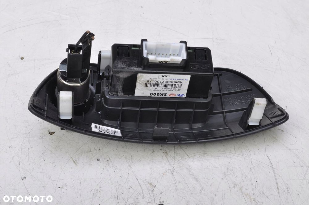 KIA SOUL WEJŚCIE USB 96120-2K000 - 3