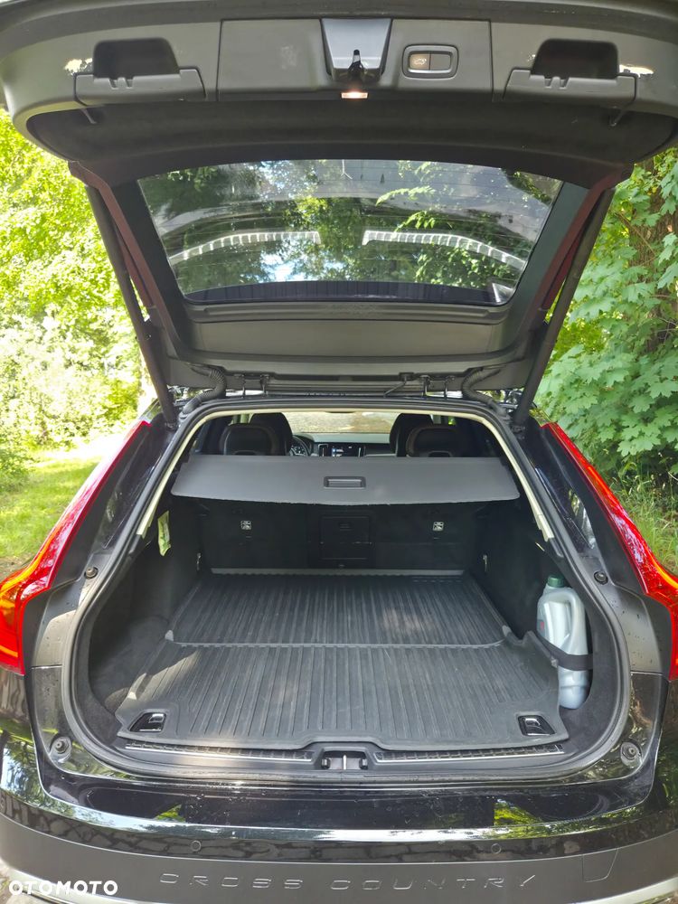 Volvo V90 D5 AWD Inscription - 11