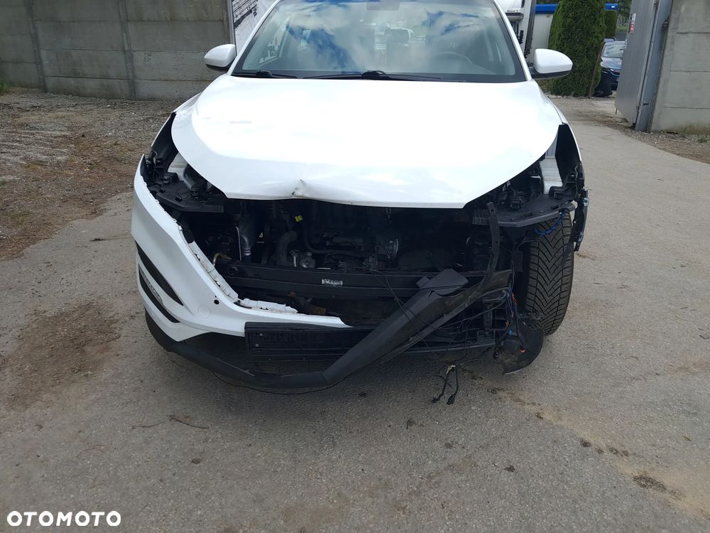 Hyundai Tucson - 12
