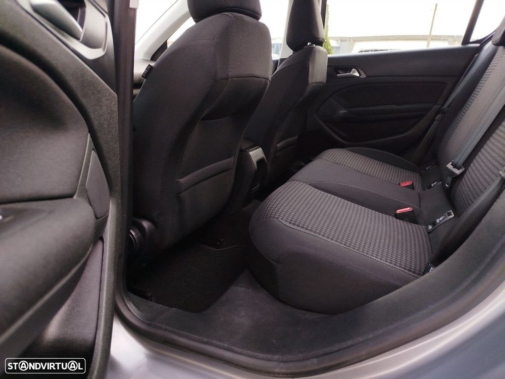 Peugeot 308 PureTech 110 Stop & Start Allure - 32