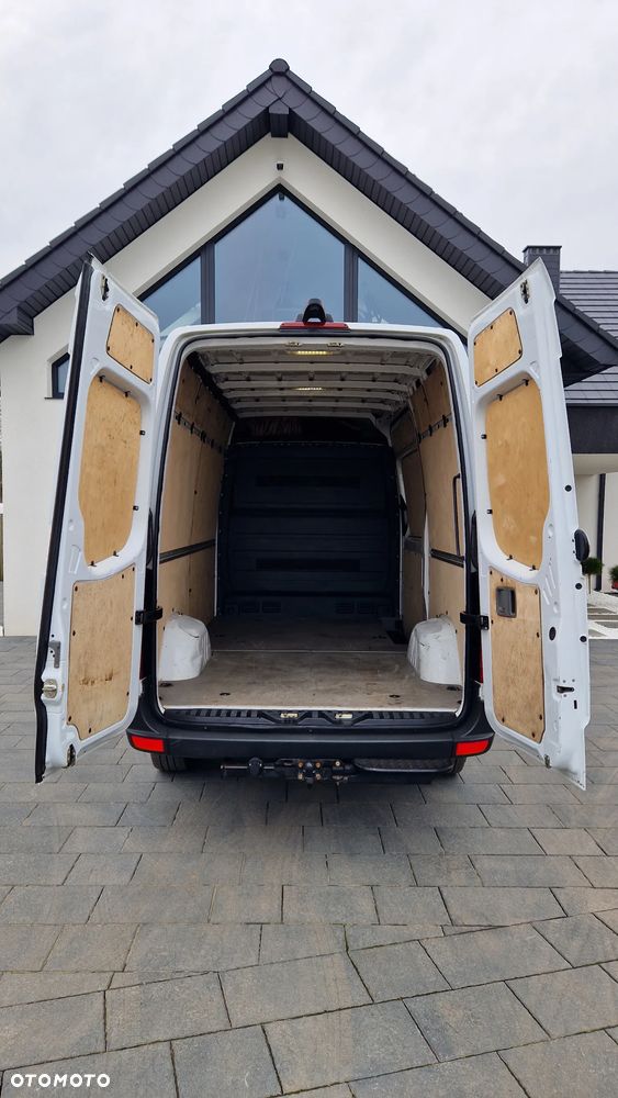 Mercedes-Benz SPRINTER - 8