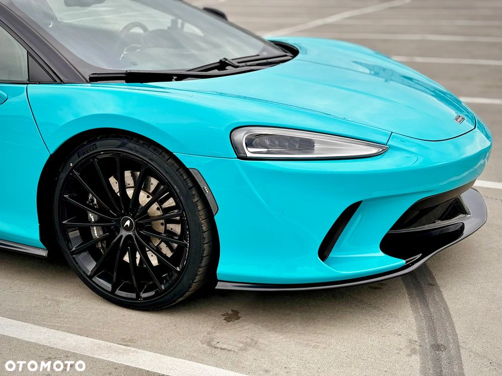 McLaren GT - 7