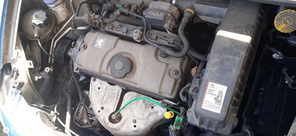 Na części Citroen C3 1.4 8V benzyna  Lift silnik KFV skrzynia zderzak drzwi klapa bagażnika szyby deska rozdzielcza zawieszenie fotele - 2