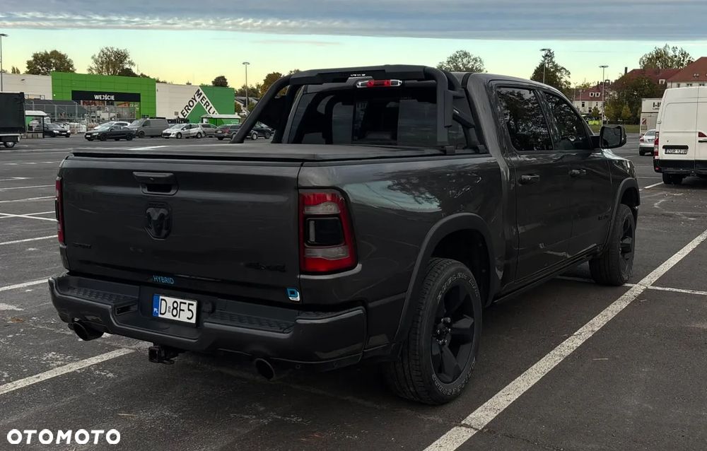 Dodge RAM 5.7 4x4 - 6