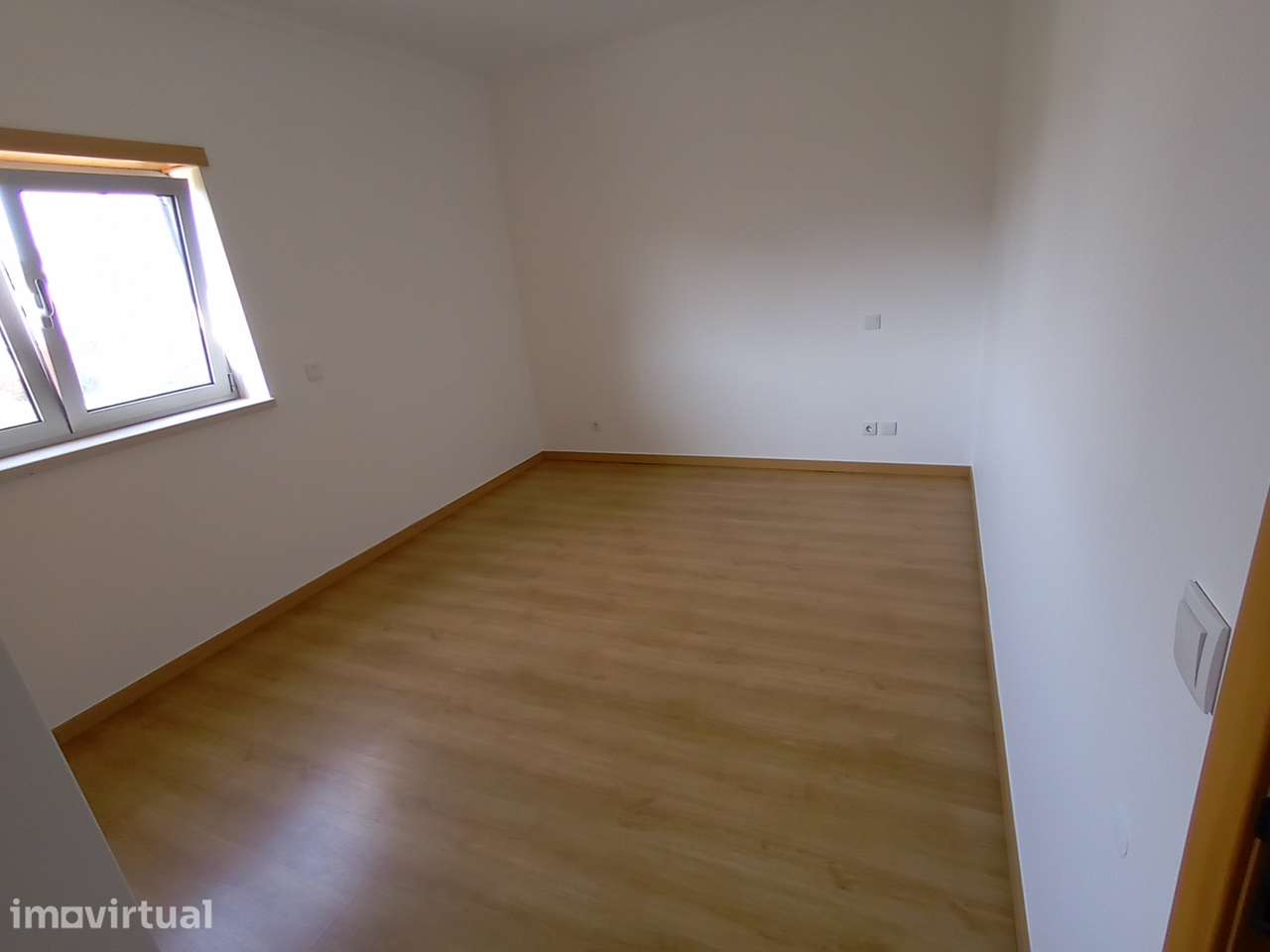 Apartamento T2 com garagem privada - Louriçal/Pombal - Grande imagem: 3/10