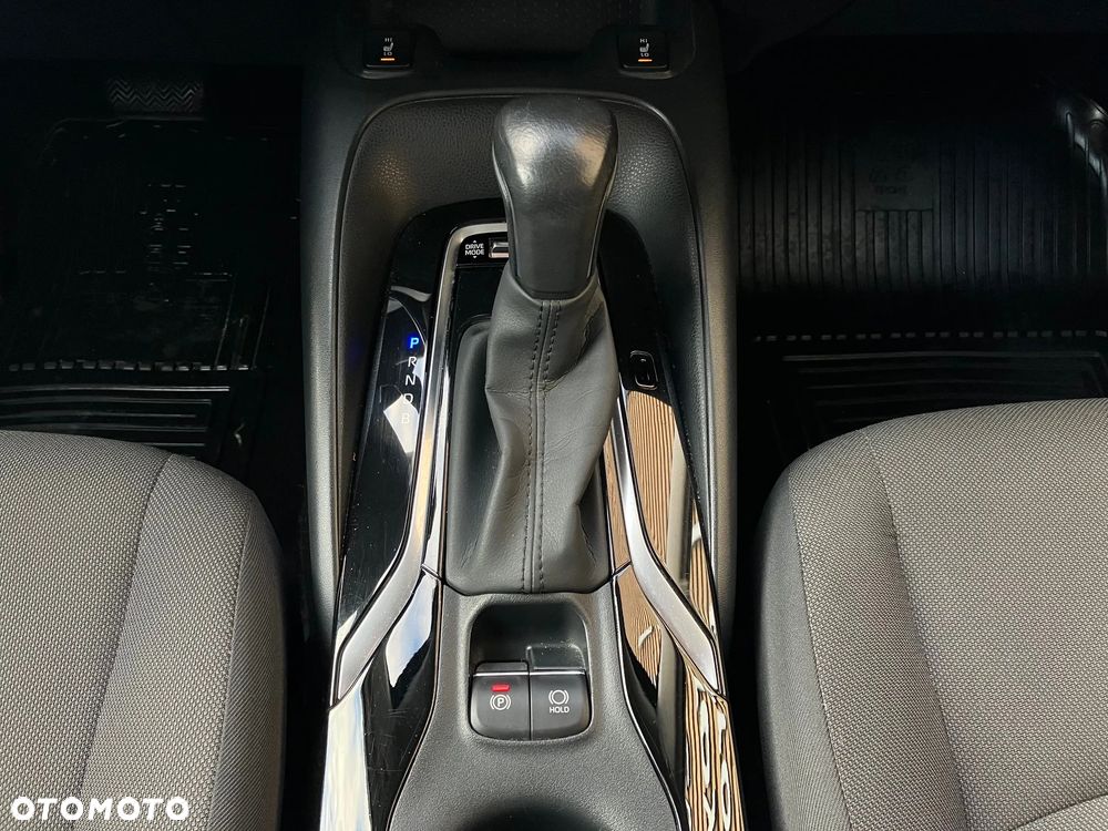 Toyota Corolla 1.8 Hybrid Comfort - 29