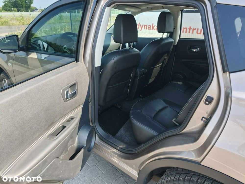 Nissan Qashqai - 17