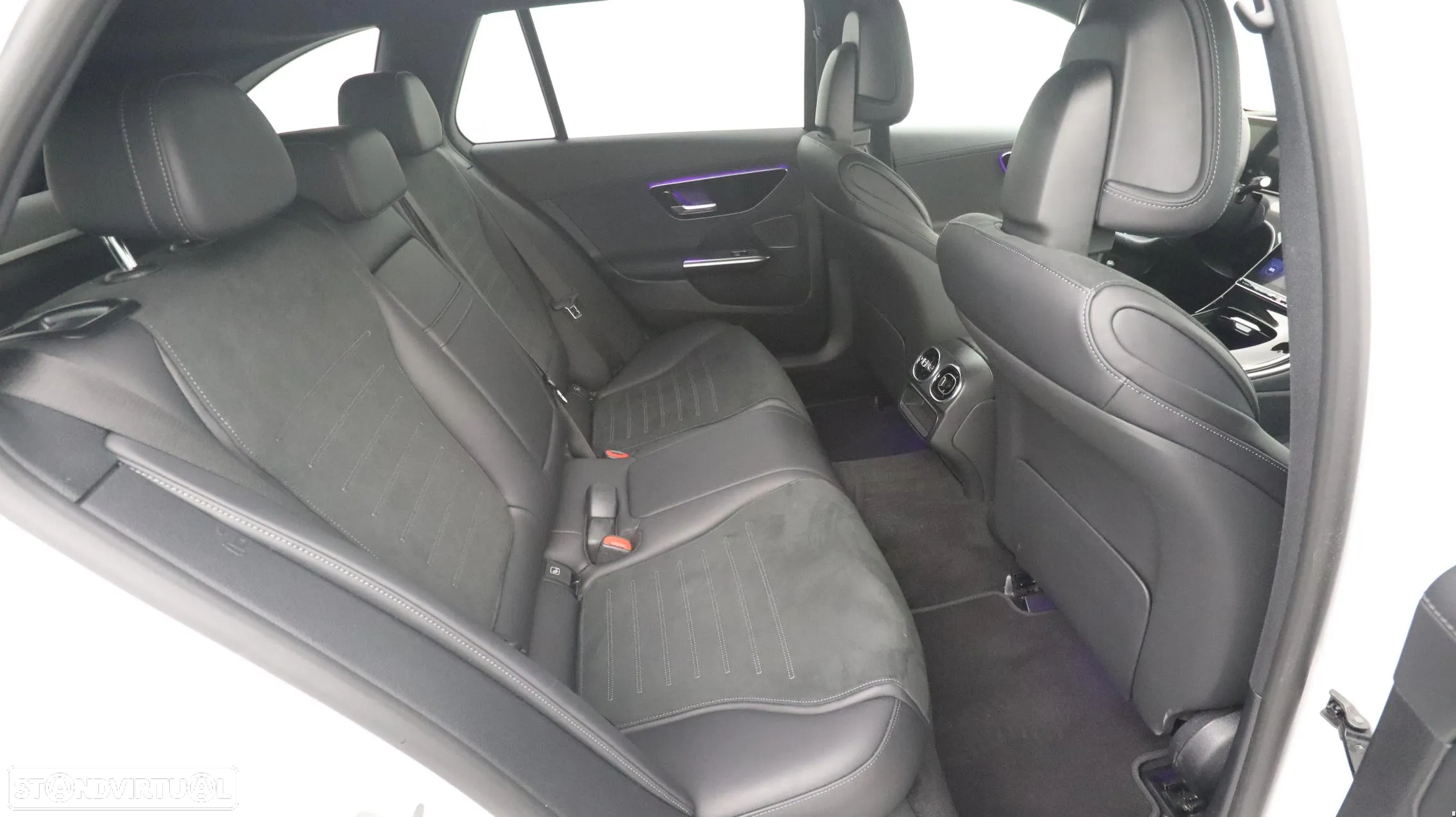 Mercedes-Benz C 300 d AMG Line - 24