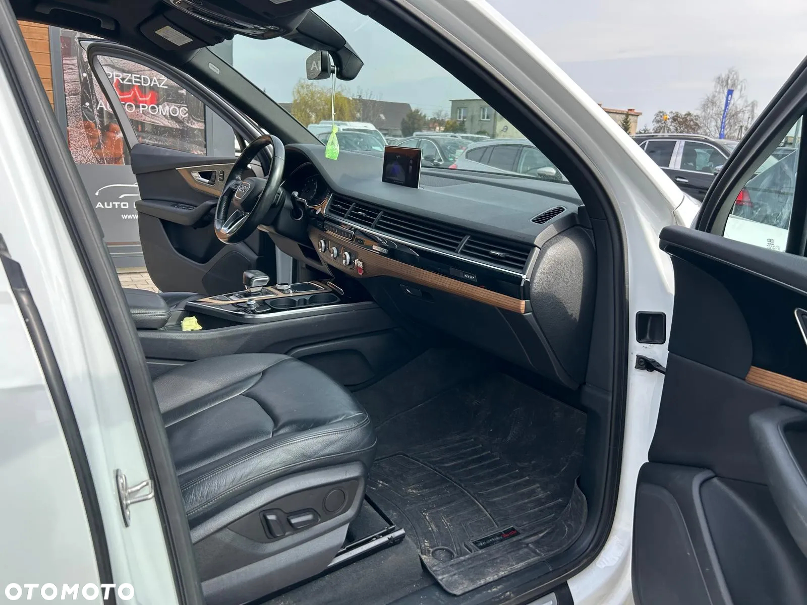 Audi Q7 3.0 TFSI Quattro Tiptronic - 32