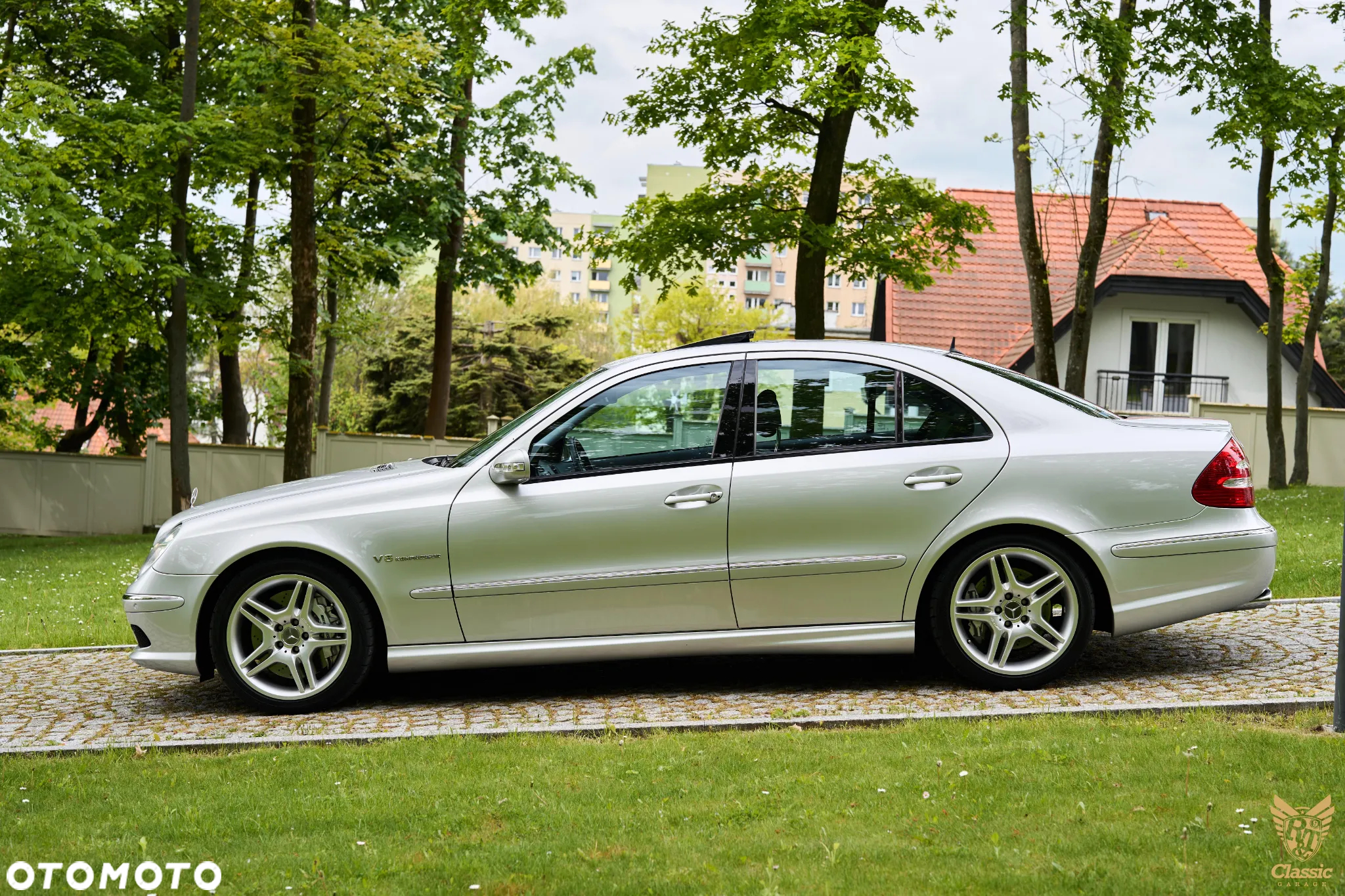 Mercedes-Benz Klasa E 55 AMG - 25