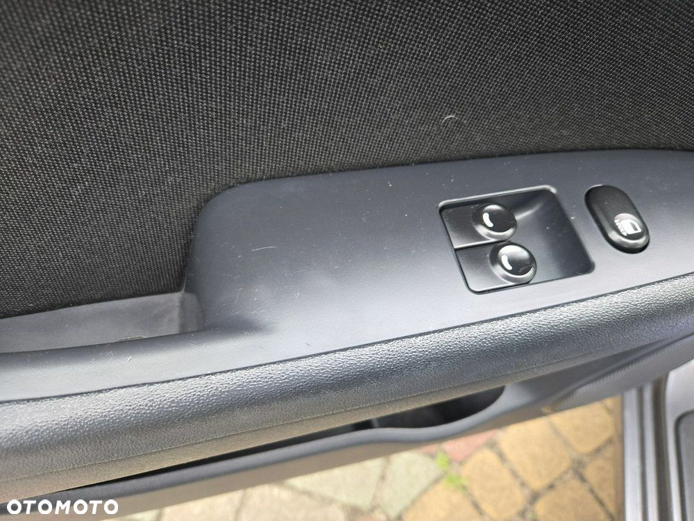 Hyundai i30 1.4 Blue Comfort - 10