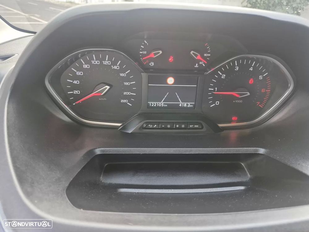 Peugeot Rifter 1.5 BlueHDi Active - 23