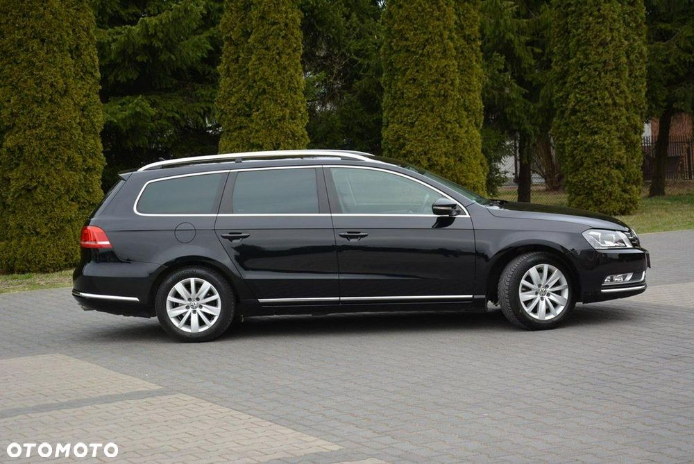 Volkswagen Passat - 12