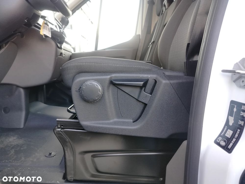 Ford Transit Pojedyncza kabina - 22