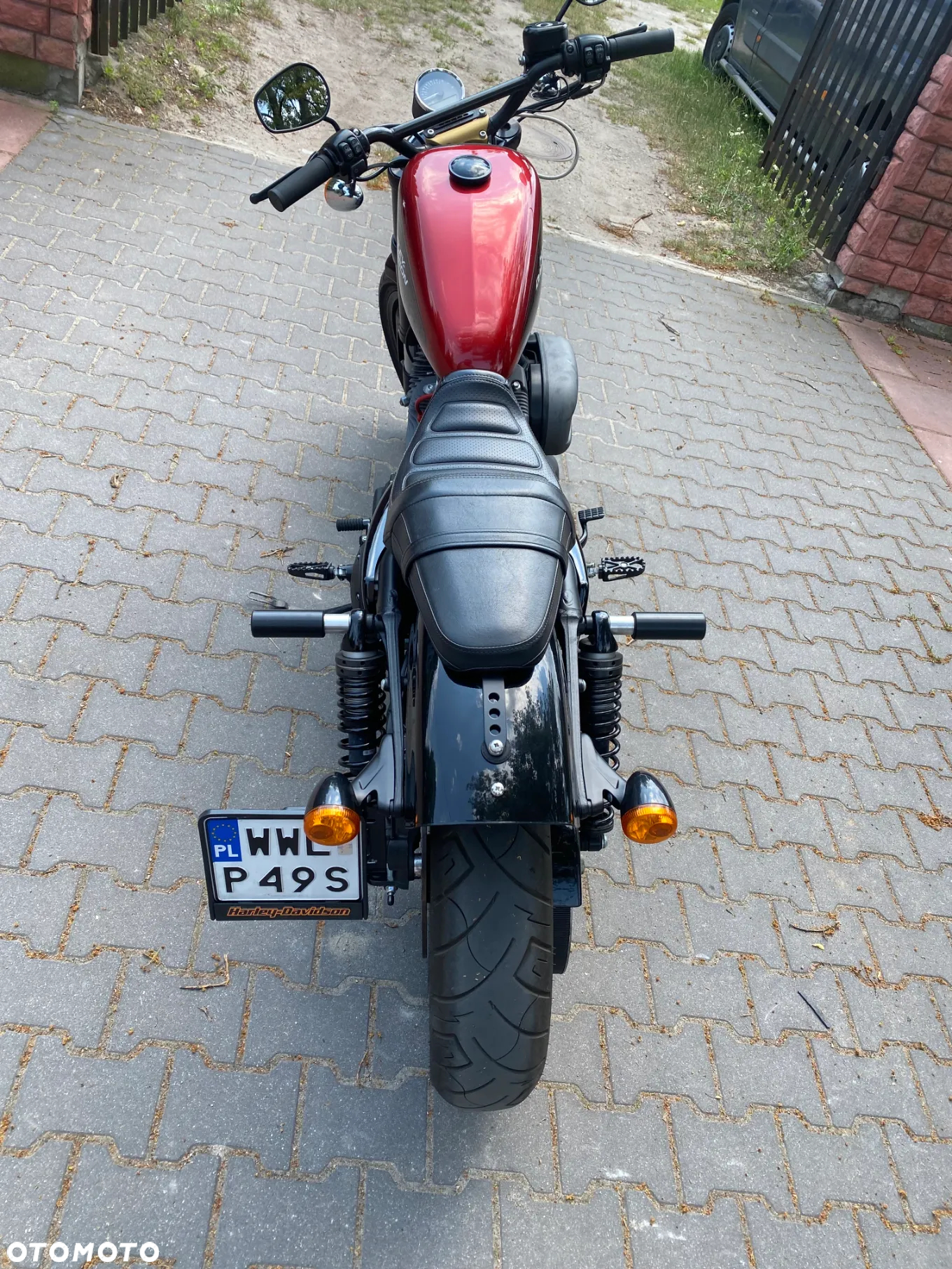 Harley-Davidson Sportster Roadster 1200R - 4