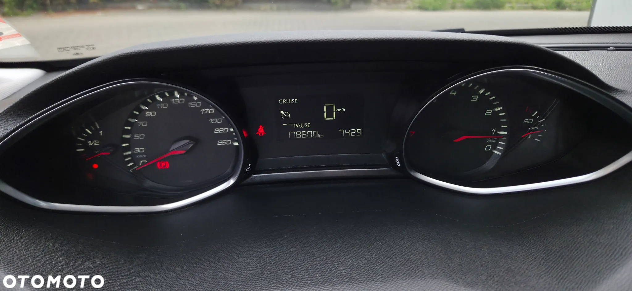 Peugeot 308 130 e-THP Stop & Start Allure - 26