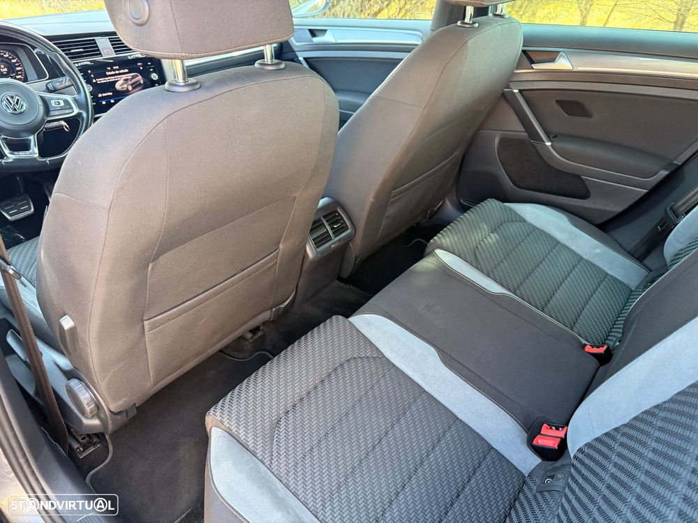 VW Golf 1.6 TDI R-Line DSG - 18