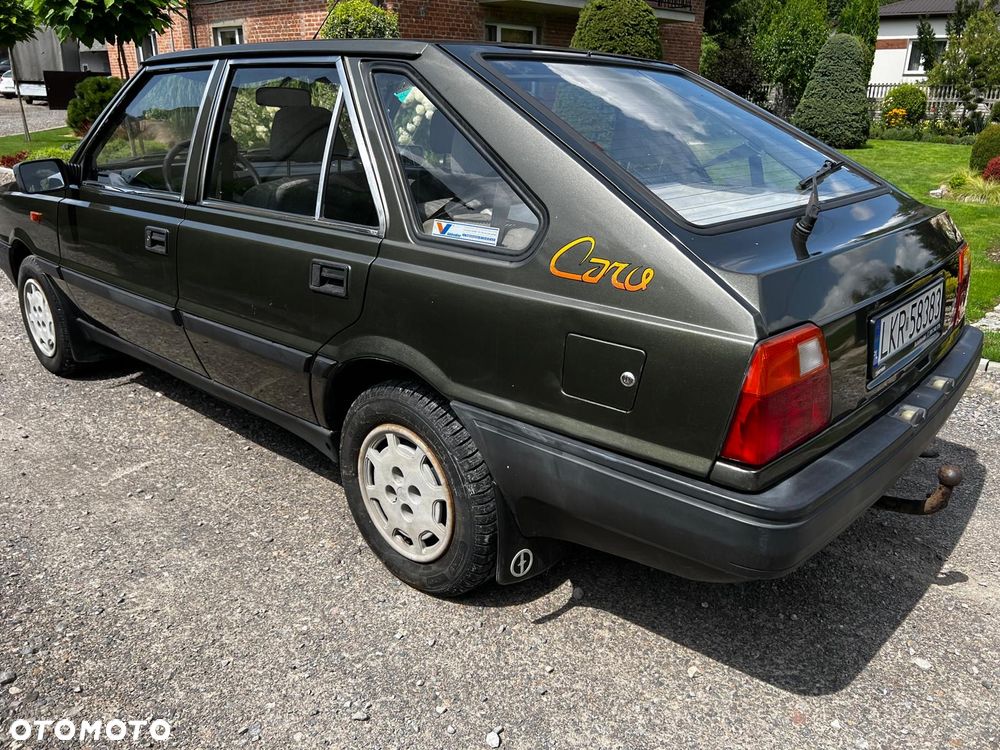 Polonez Caro - 18