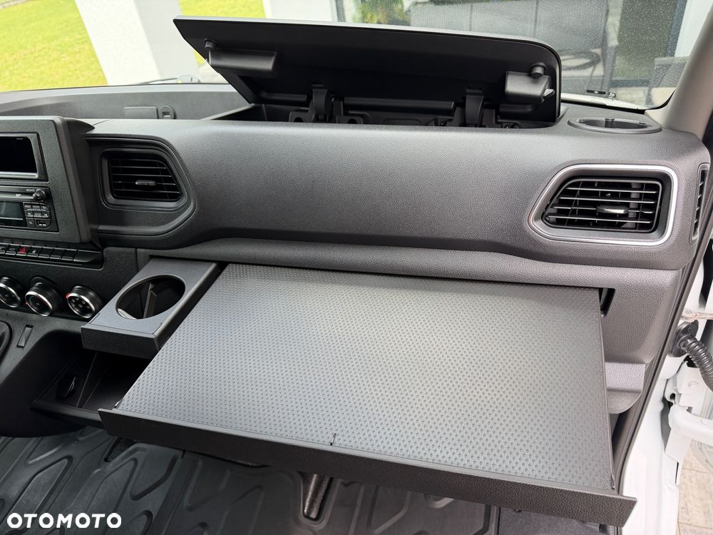 Renault Master Chłodnia 7 Europalet / Agregat Zanotti Z350s Grzanie, Mroźnia, Zasilanie 230V / Bliźniak / Wzmacniany / Oryginalny stan / Po serwisie / Niski przebieg / Salon PL / FV23% - 38