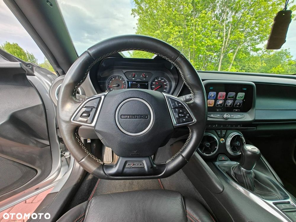 Chevrolet Camaro - 12