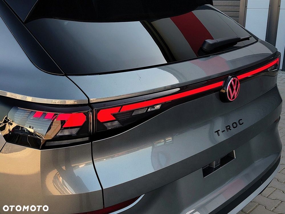 Volkswagen T-Roc - 8