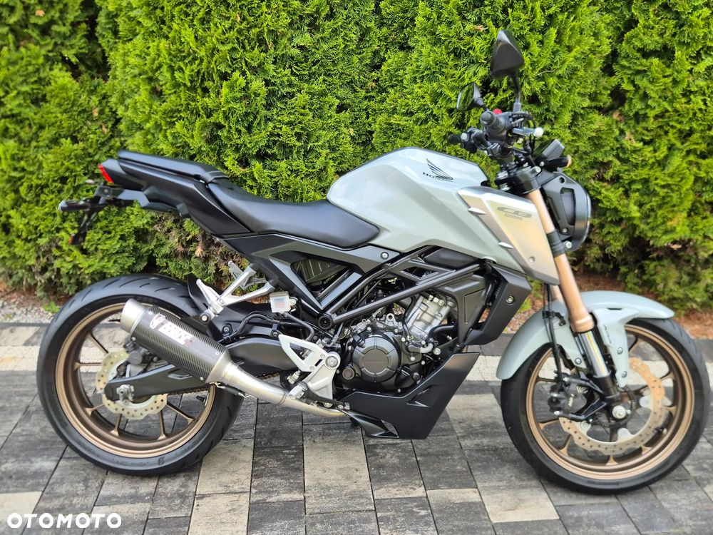 Honda CB - 3