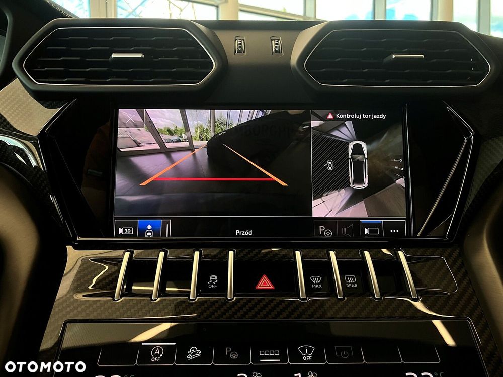 Lamborghini Urus - 19