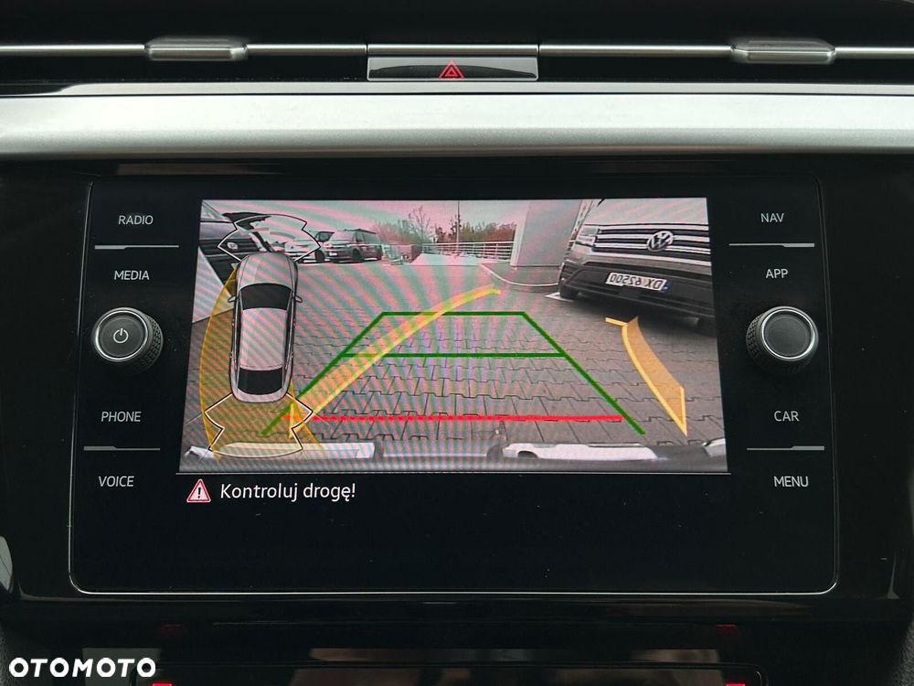 Volkswagen Arteon 2.0 TSI Essence DSG - 29