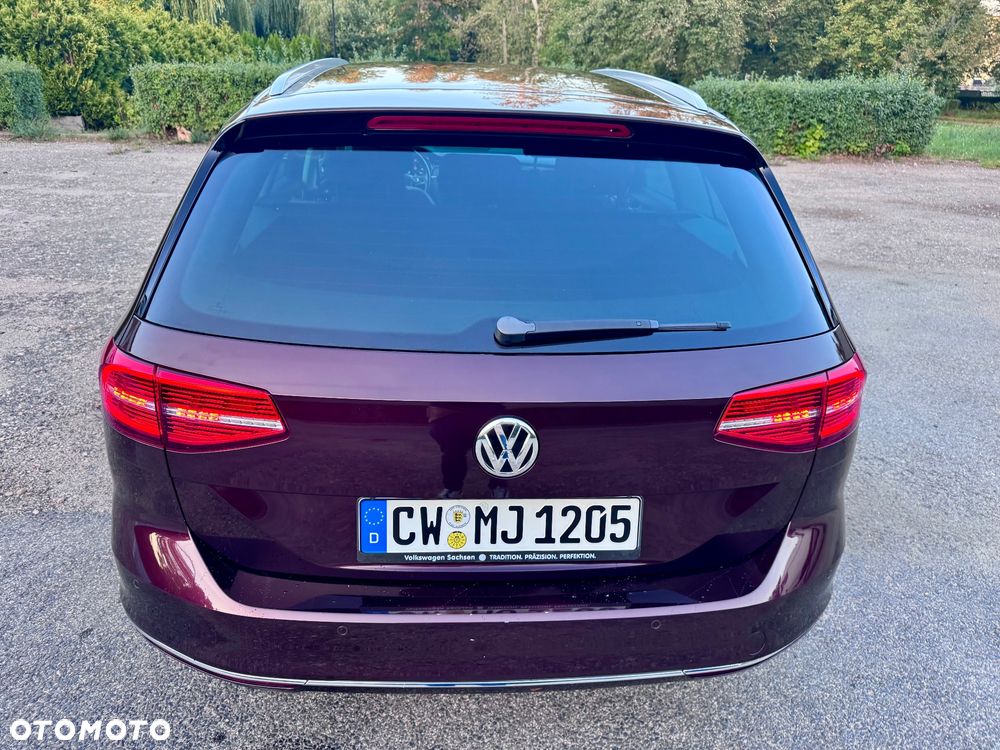 Volkswagen Passat - 13