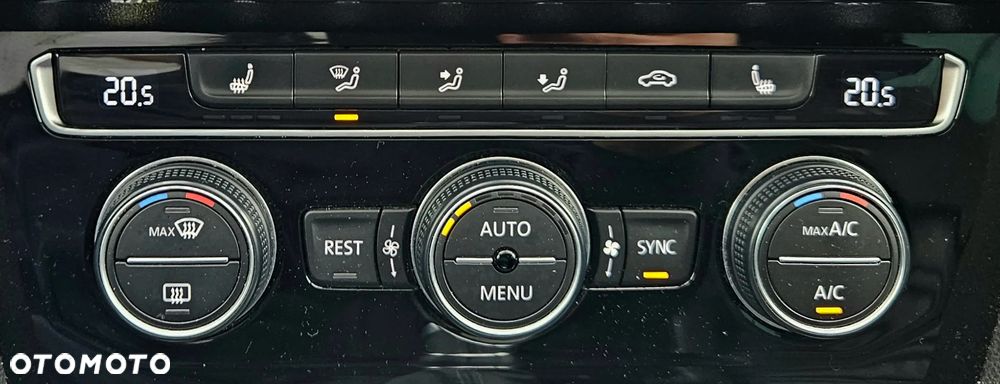 Volkswagen Passat 2.0 TDI (BlueMotion Technology) Highline - 29