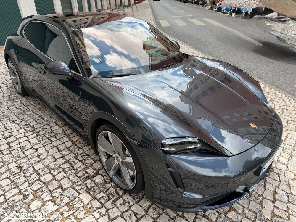 Porsche Taycan Cross Turismo Turbo - 19