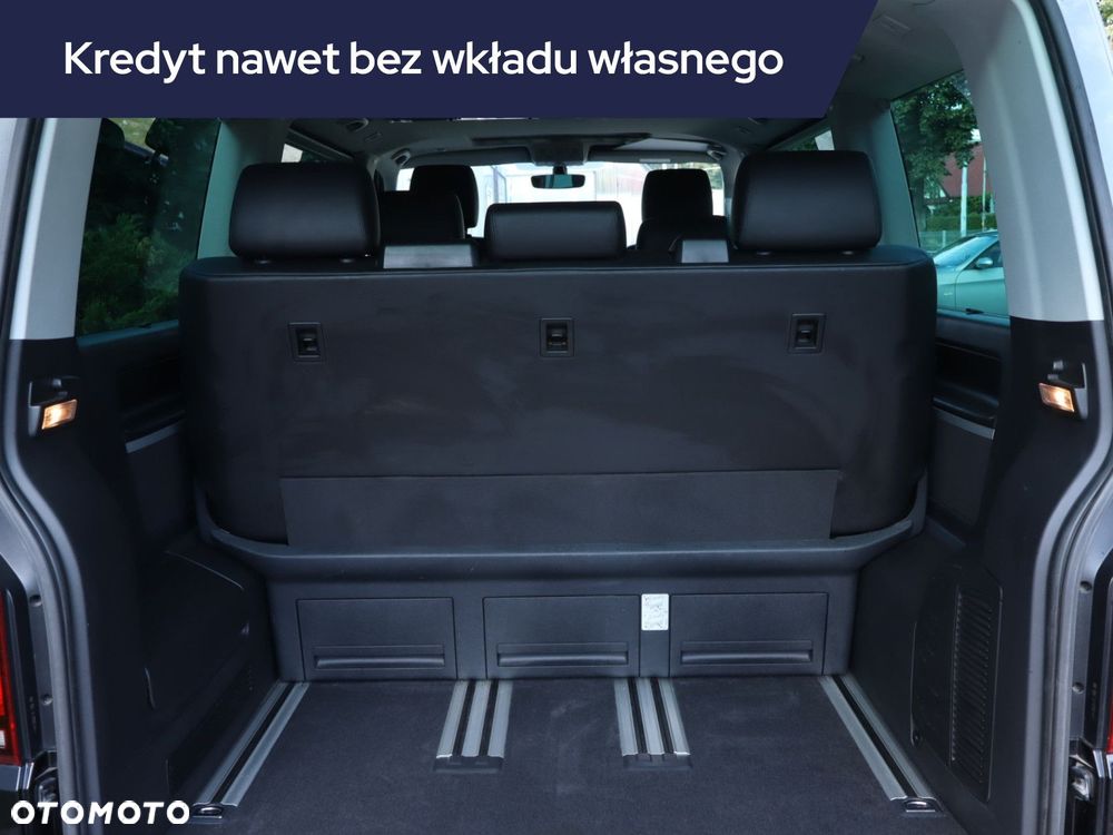 Volkswagen Multivan - 15