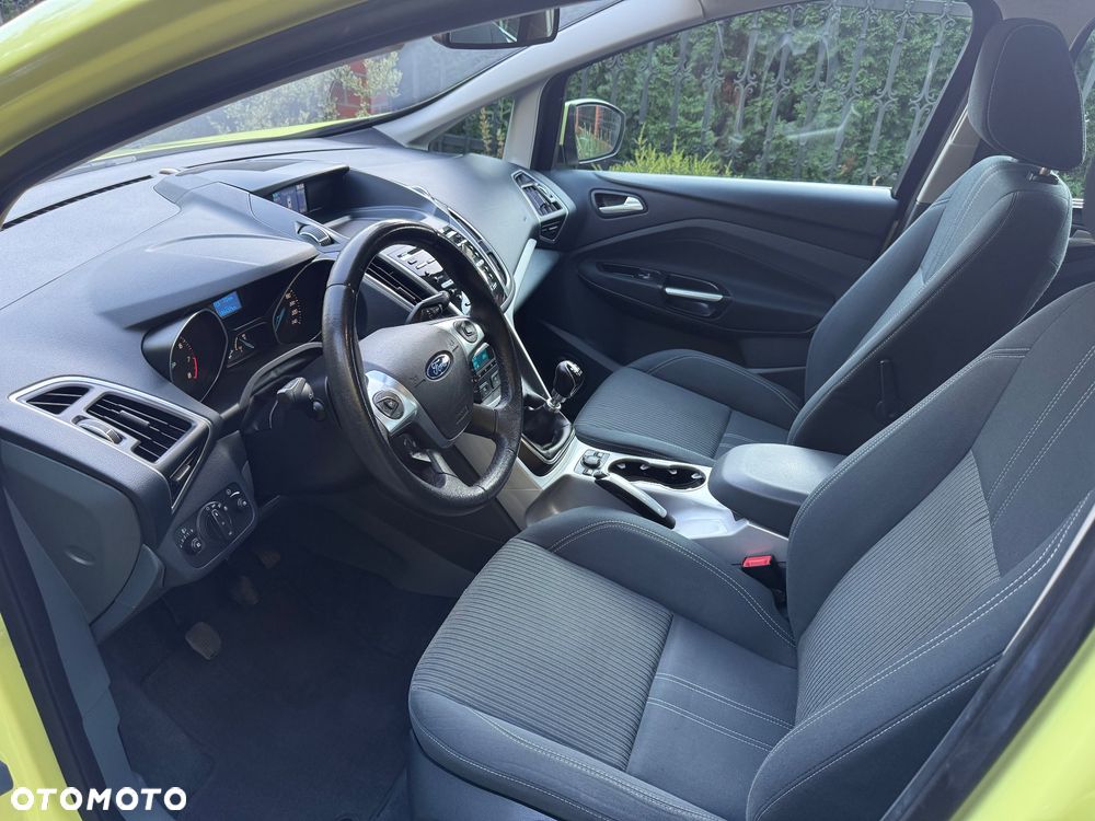 Ford C-MAX - 23