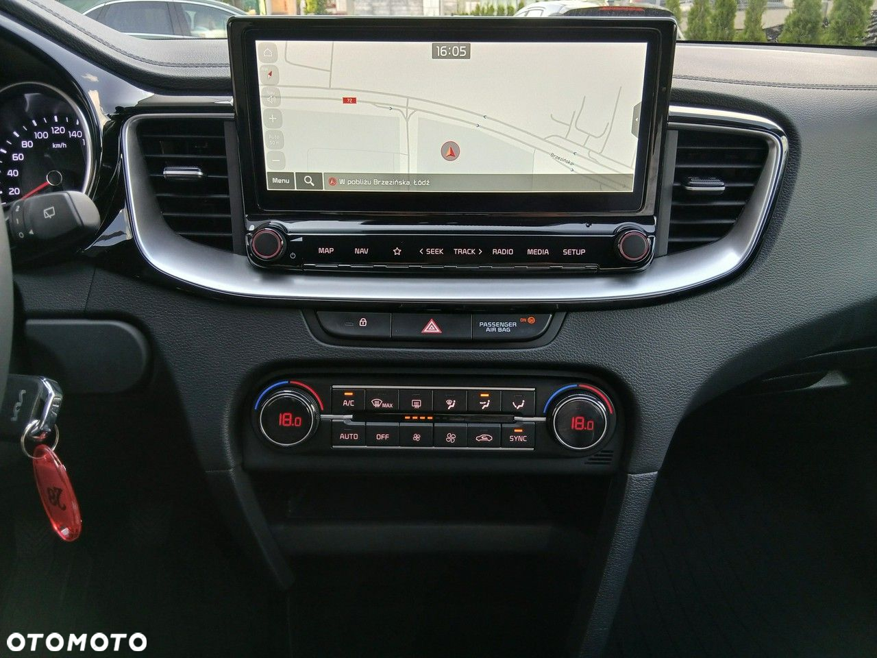 Kia XCeed - 24