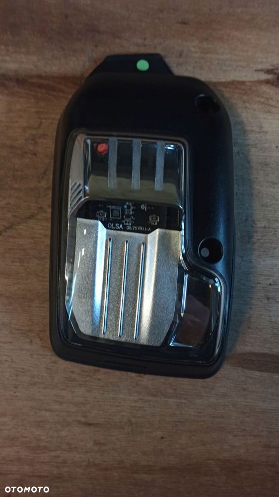 prawa lampka obrysówka kabiny led iveco daily 15+ - 1