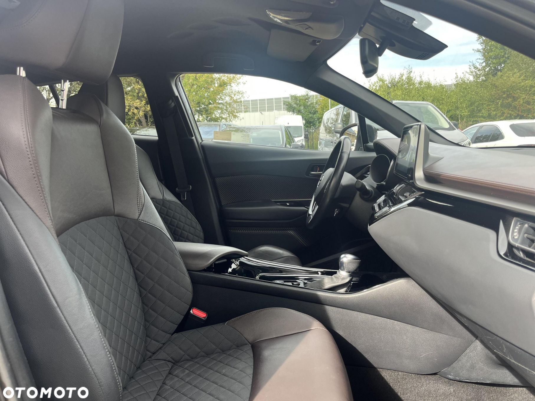 Toyota C-HR 1.8 Hybrid Prestige - 22