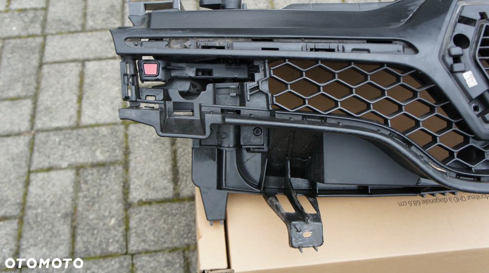 PAS WZMOCNIENIE GRILL RENAULT TWINGO III - 2