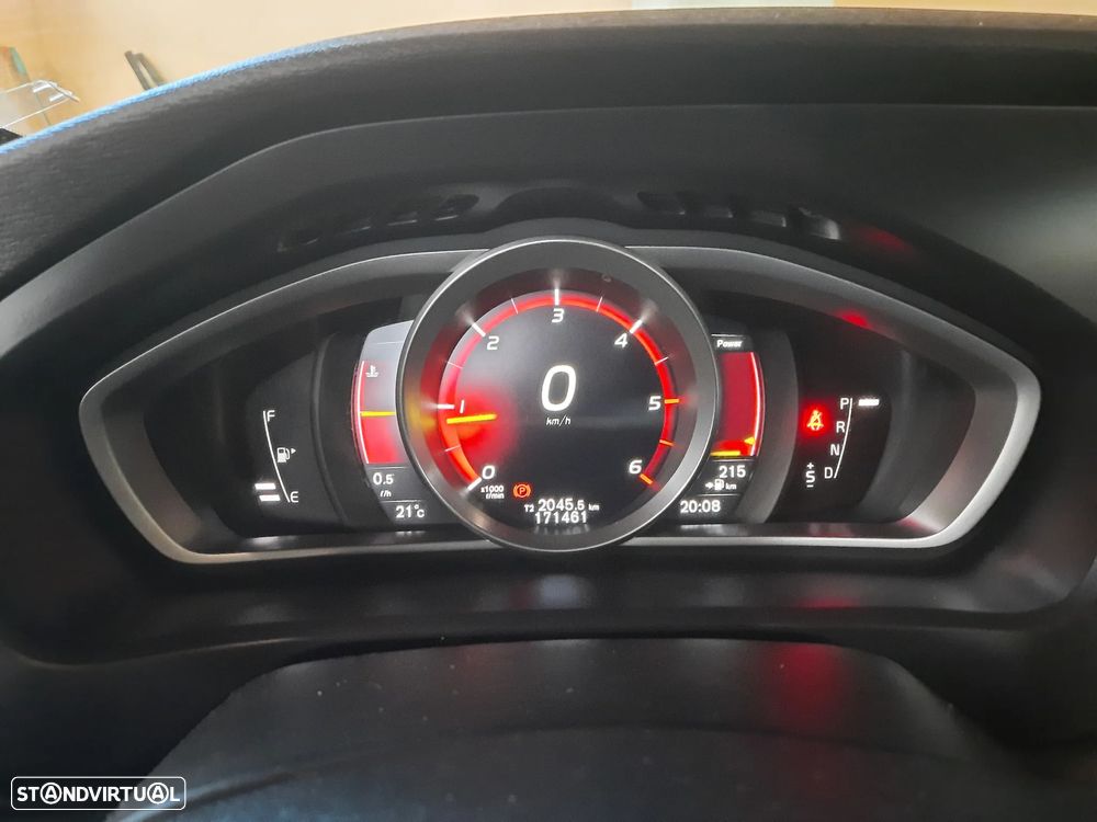 Volvo V40 D2 Geartronic RDesign - 23