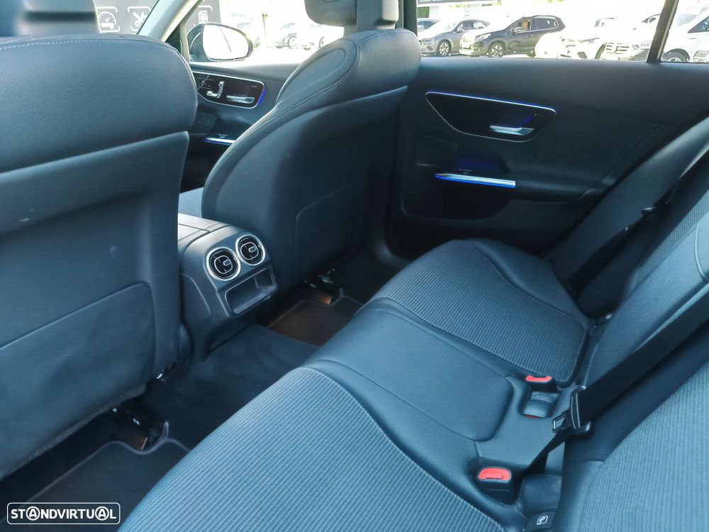 Mercedes-Benz C 300 e - 13