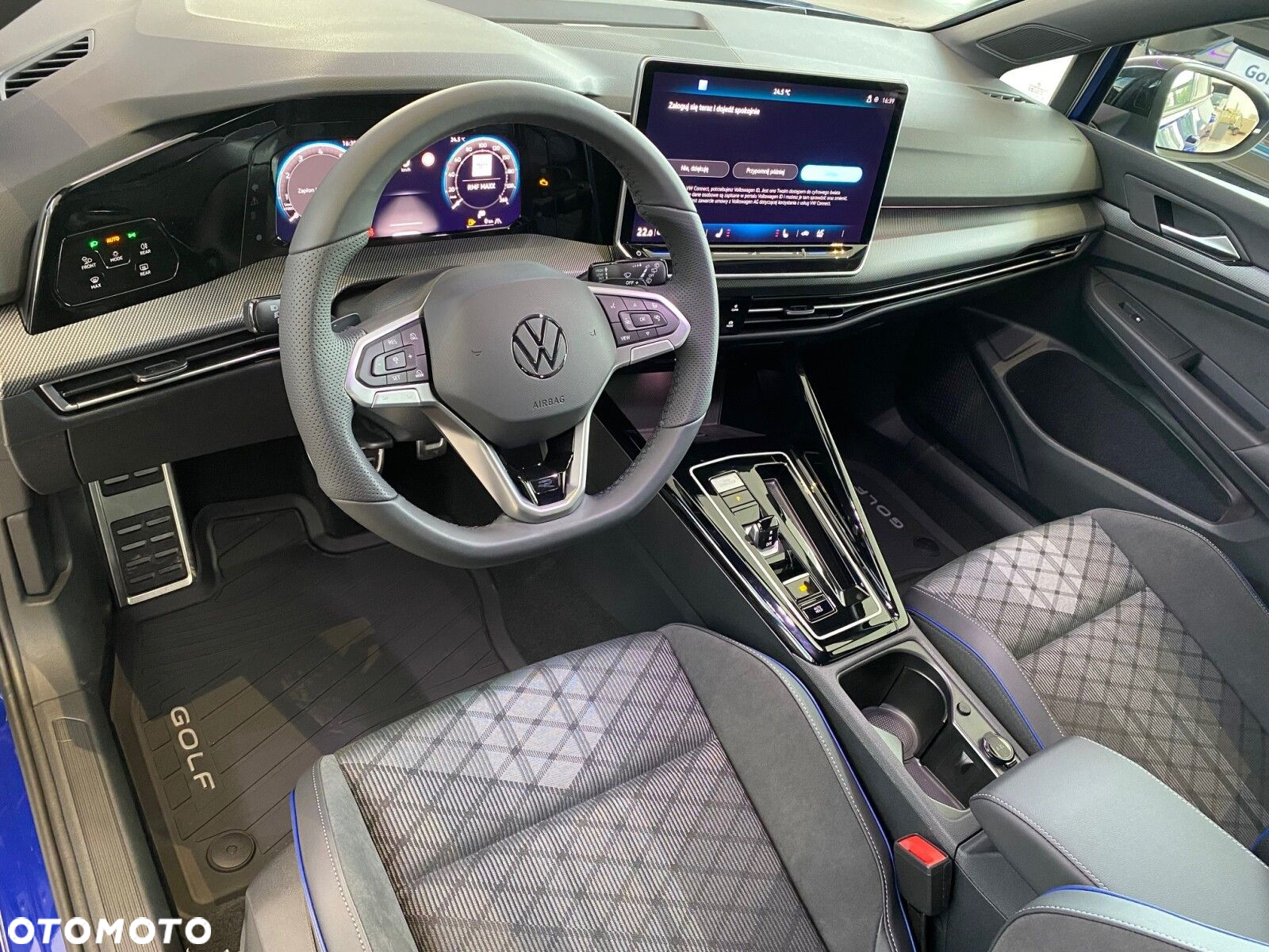 Volkswagen Golf - 11