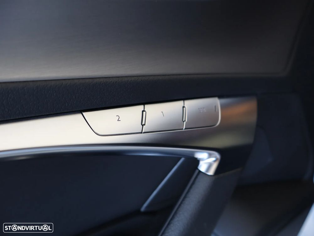 Audi A6 55 TFSI e quattro S tronic S line - 24