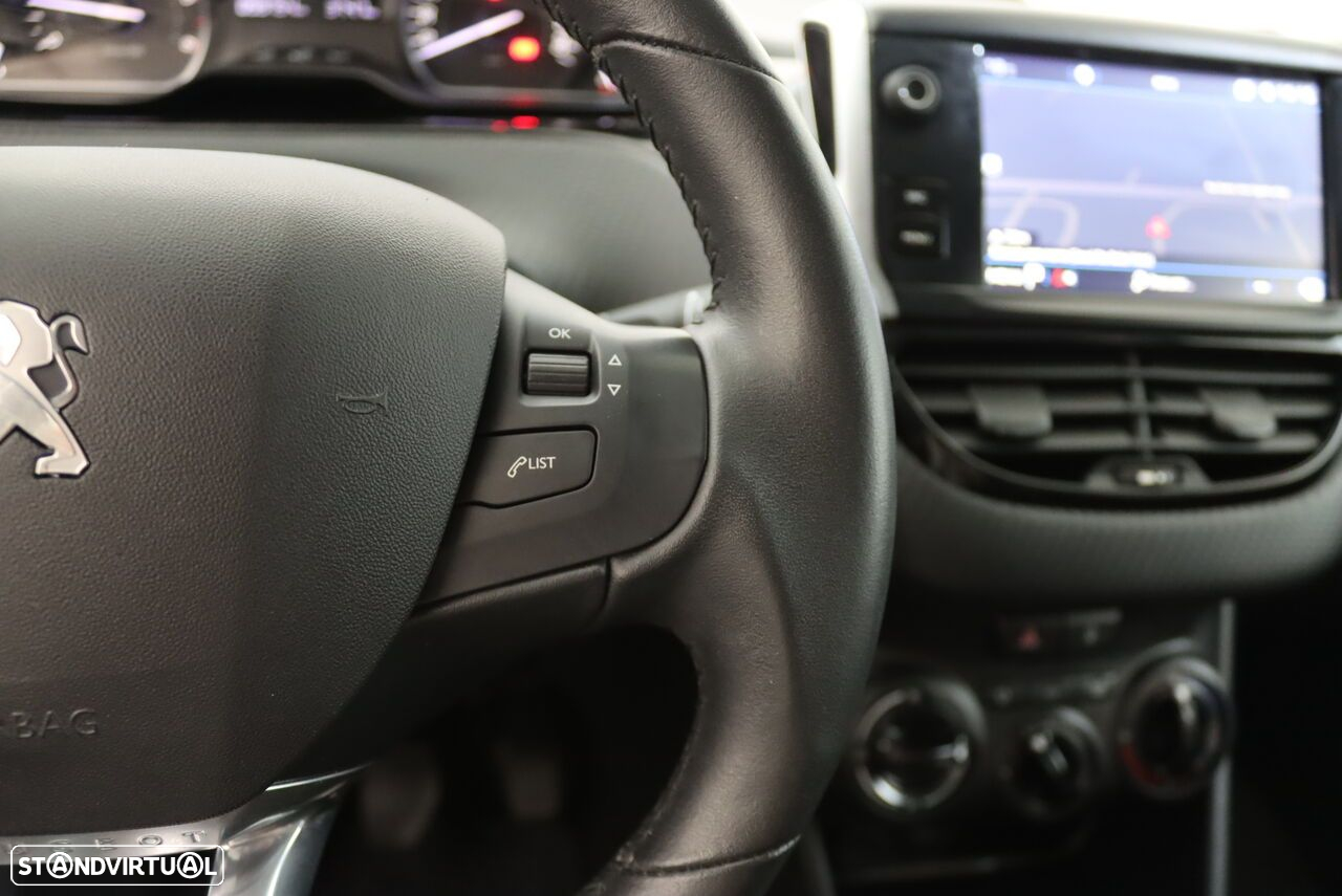 Peugeot 2008 1.5 BlueHDi Signature - 12