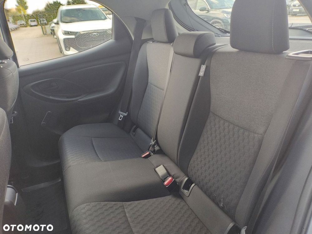 Toyota Yaris Hybrid 1.5 Comfort - 16