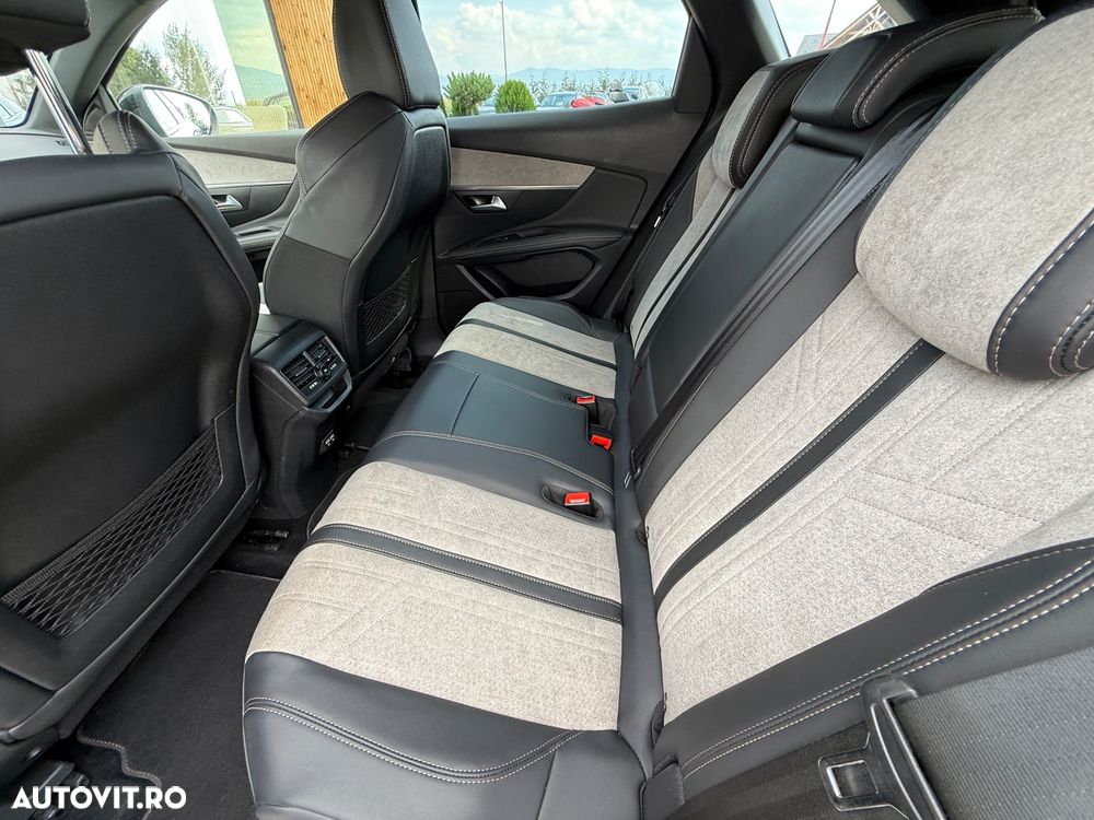 Peugeot 3008 225 e-EAT8 GT Pack - 24