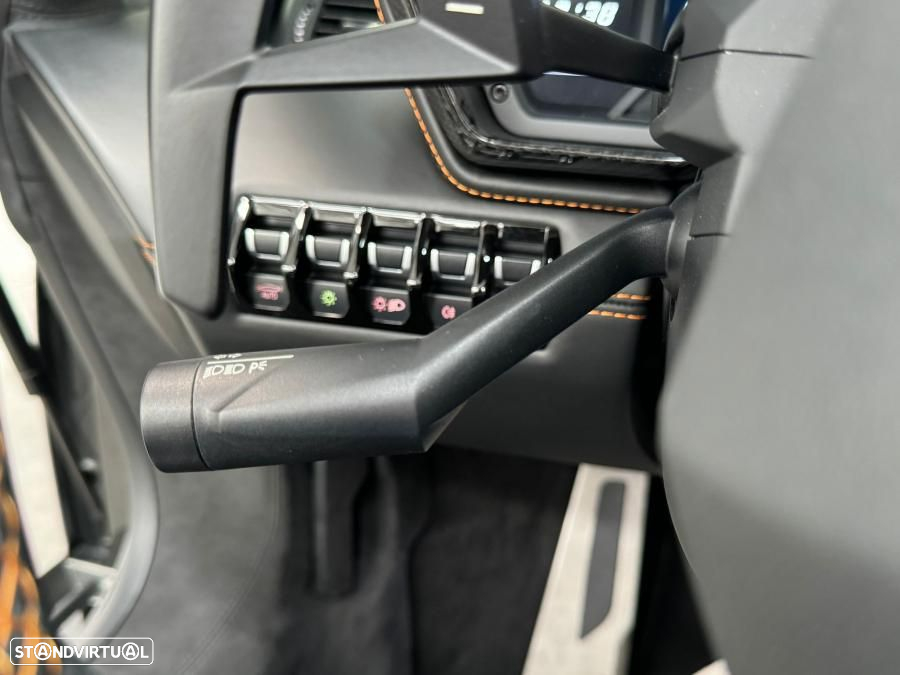 Lamborghini Aventador S Roadster - 37