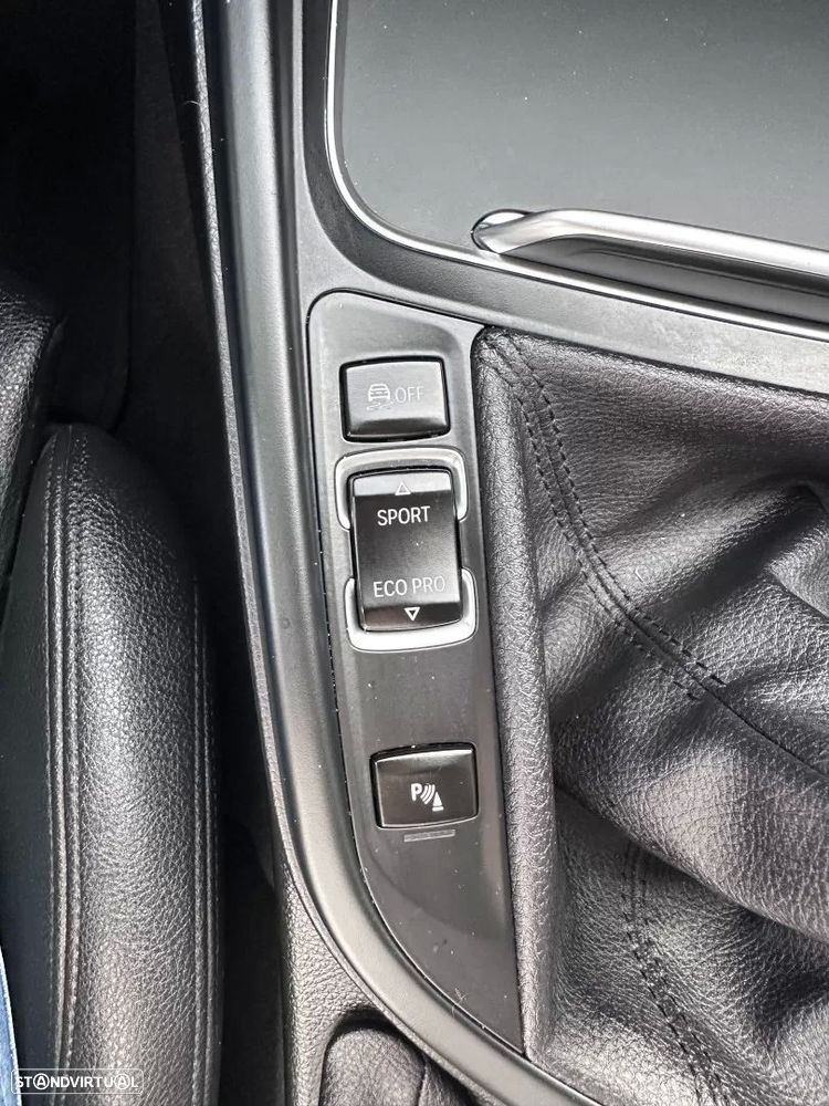 BMW 418 Gran Coupé d Sport Line - 32